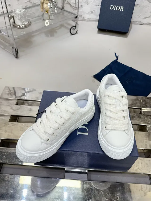 Dior B23 White Embossed Oblique Platform Lifestyle Sneakers 3