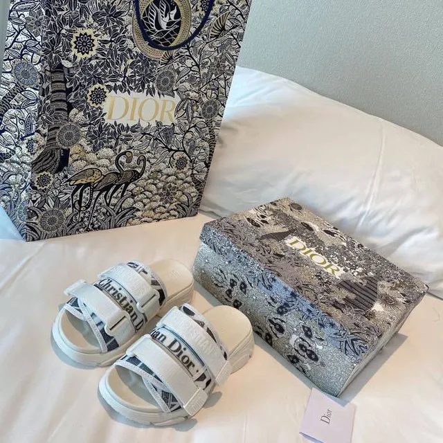 Dior B27 أبيض أسود كبيرة المنصة حزام مزدوج منزلق كاجوال صندل 5