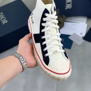 Dior 米色海军蓝高帮帆布麂皮生活方式运动鞋