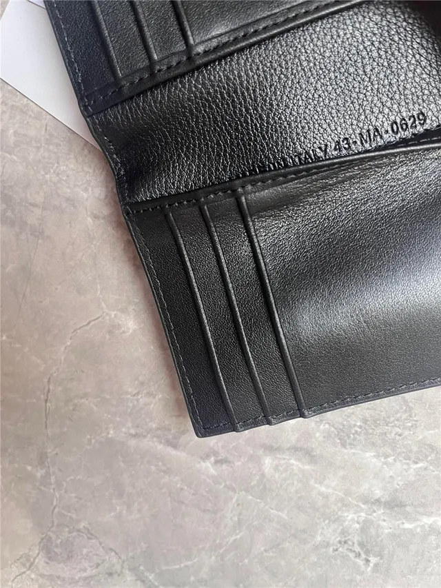 Dior Preto Bege Couro Granulado Bordado Logotipo Portador de Cartões 2