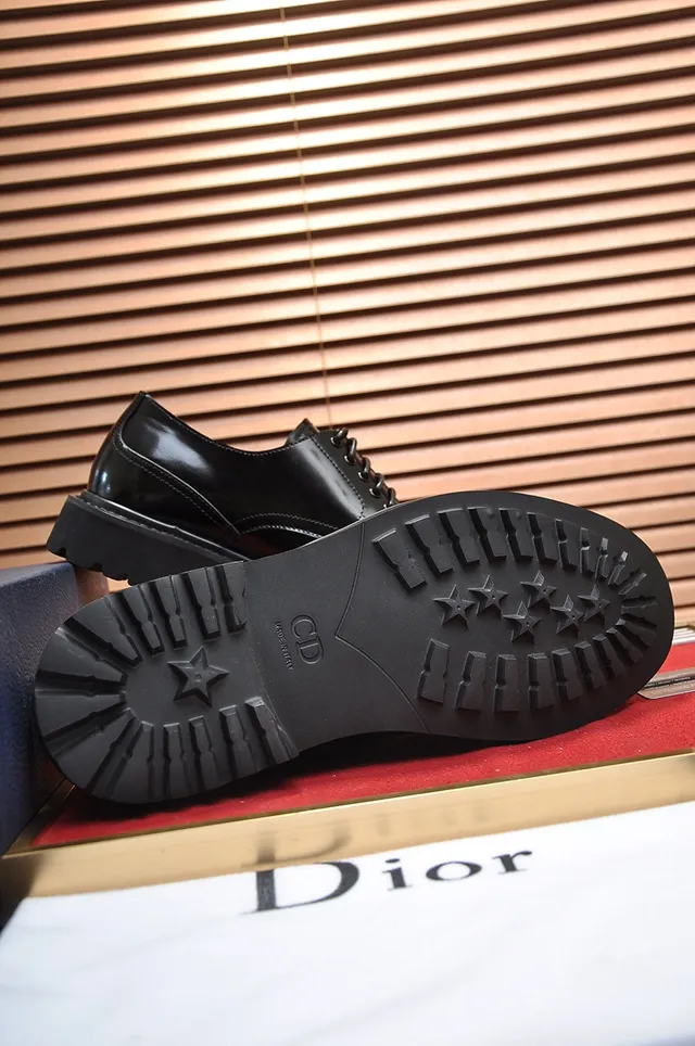 Dior 黑色牛头抛光皮革牛津鞋 3