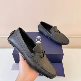 Dior 黑色粒面皮革缝合莫卡辛乐福鞋