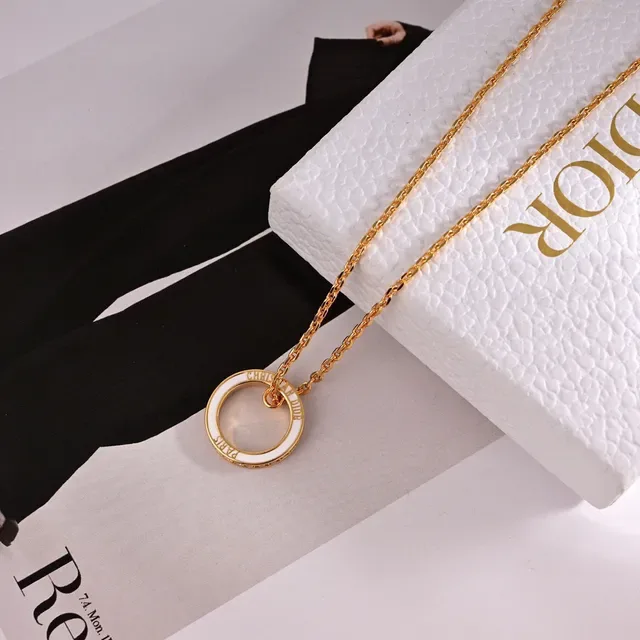 Collier Dior pendentif circulaire émail or blanc 3