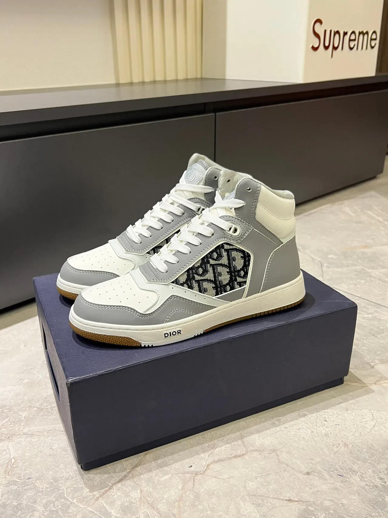 Dior Gris Blanc High-Top Panneau Monogramme Chaussures Lifestyle 4