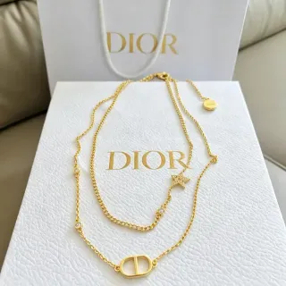 ديور Layered قلادة نجم كريستال ذهبي D-Logo