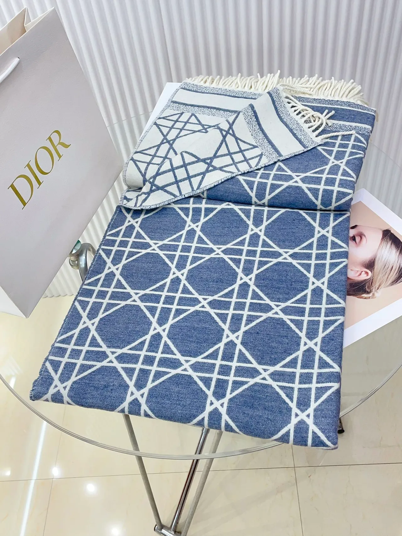 Dior نمط هندسي مائل قابل للعكس وشاح كشمير 5