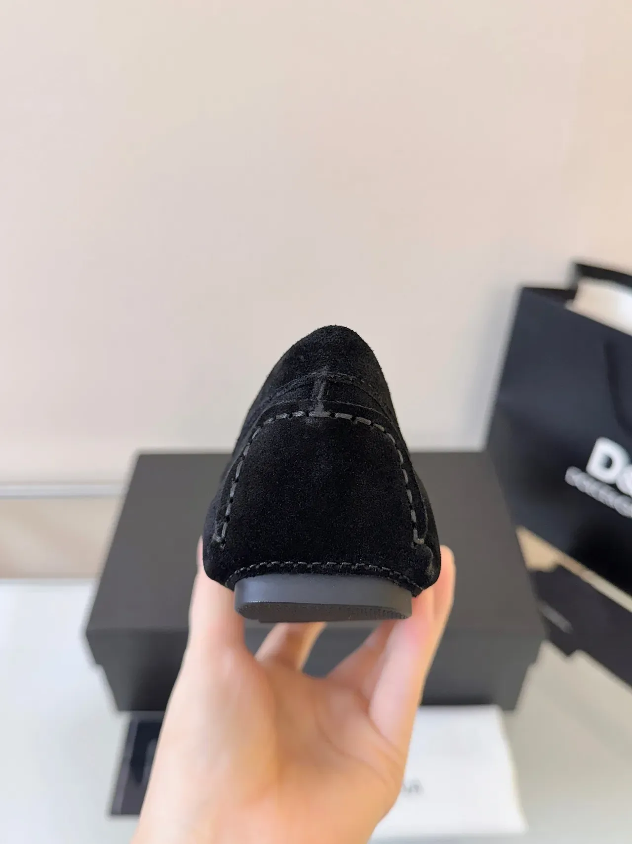 Dolce & Gabbana DG Logo Penny Loafer en Daim 4