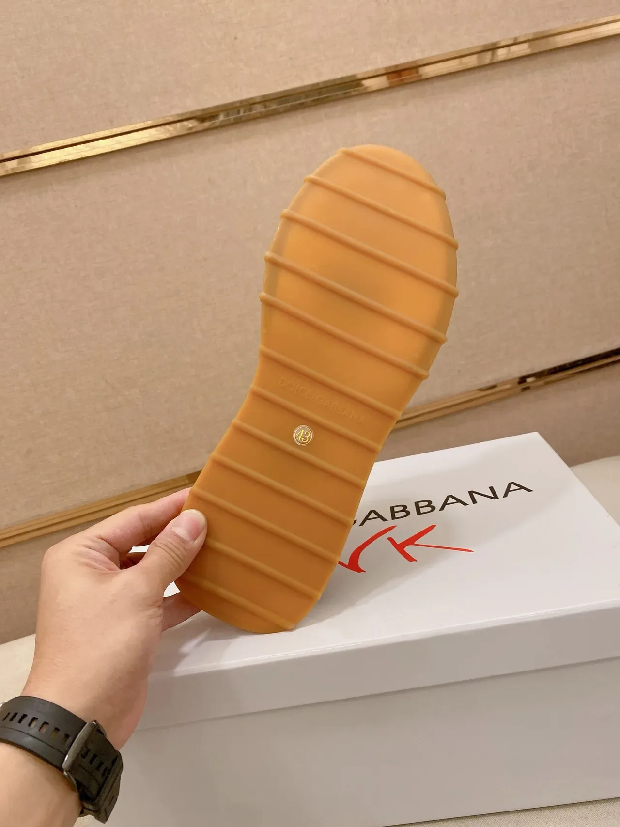 Dolce & Gabbana DG লাইফস্টাইল স্নিকার সাদা বেইজ গোলাপি 2