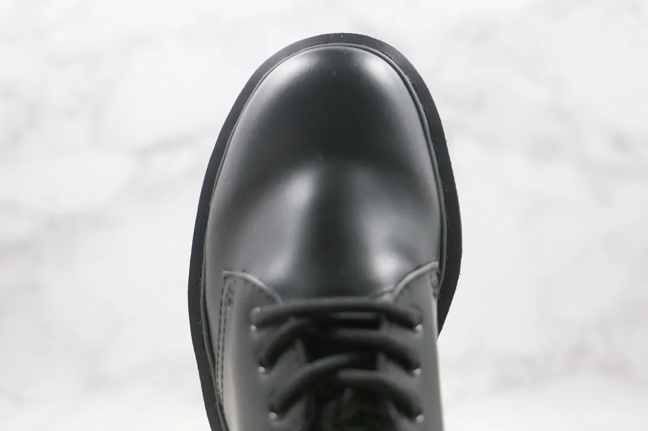 Dr. Martens 1461 काला चिकनी चमड़े की 3 आँखी बंद बंधन वाले ऑक्सफोर्ड जूते 4