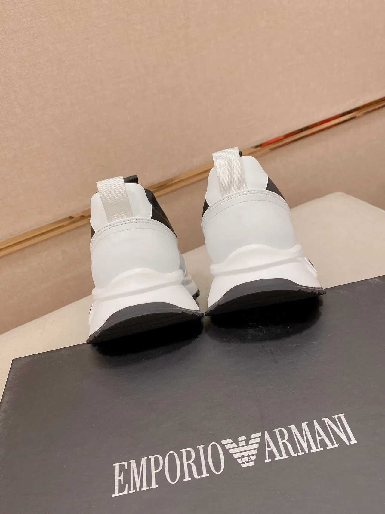 Emporio Armani A|X Sneakers Lifestyle Noir Blanc Slip-On avec Upper mesh et synthétique 2