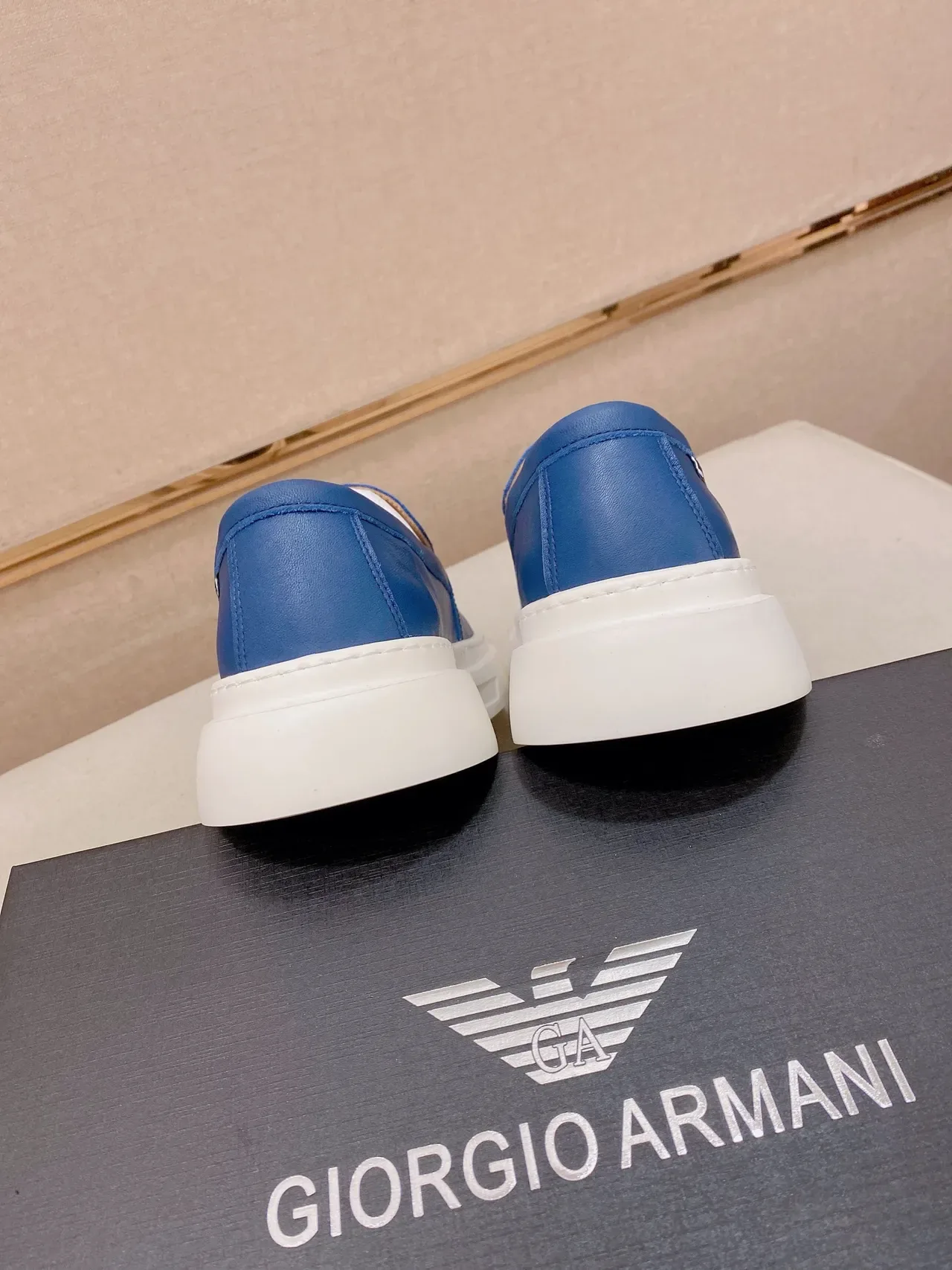 Emporio Armani Mocasín Cuero Azul Blanco Embossed Vamp 3