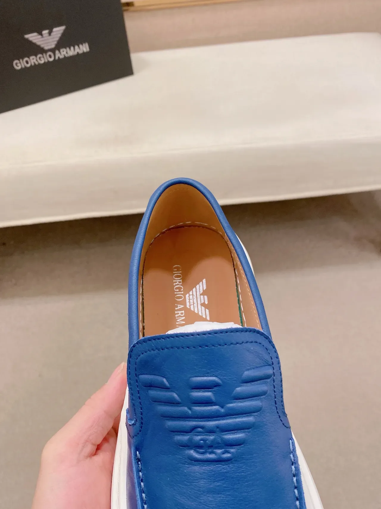 Emporio Armani Mocasín Cuero Azul Blanco Embossed Vamp 4