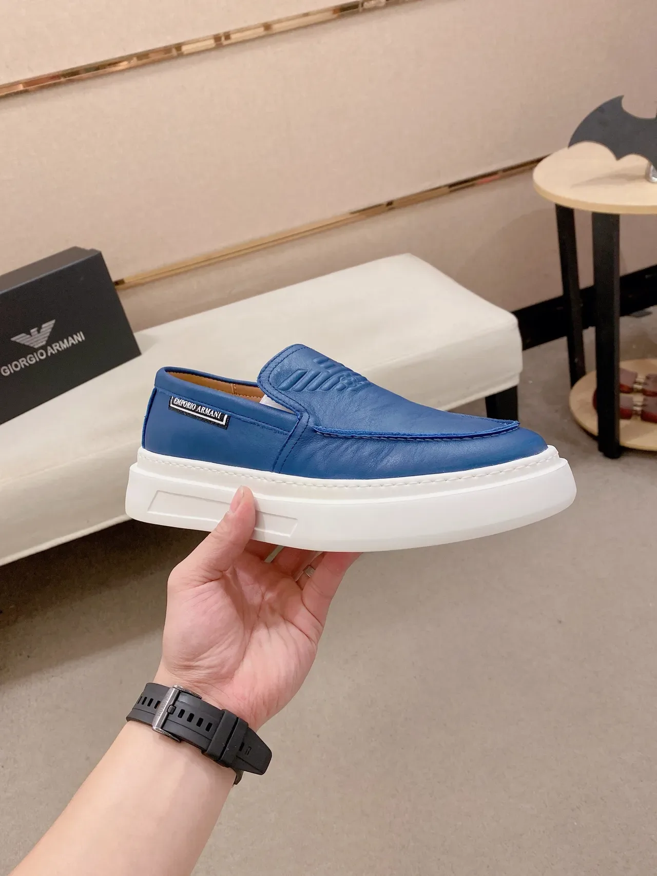 Emporio Armani Mocasín Cuero Azul Blanco Embossed Vamp 5