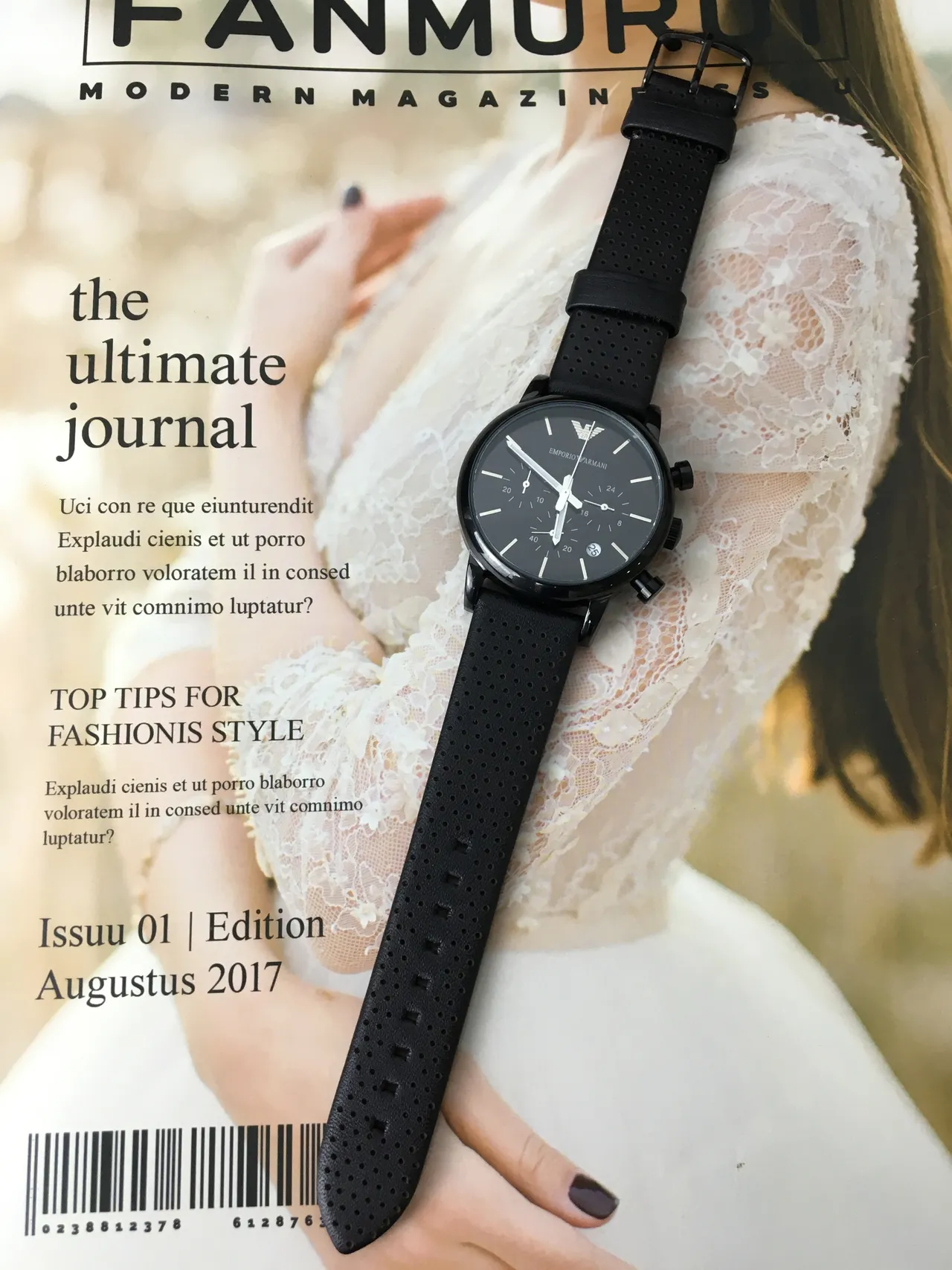 Emporio Armani क्रोनोग्राफ काला पर्फोरेटेड स्ट्रैप क्वार्ट्ज घड़ी 8