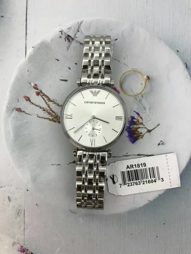 Emporio Armani 经典银白圆形表盘石英手表 6