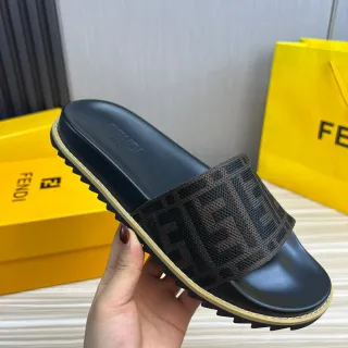 Fendi FF Logo Cinta trançada preta e marrom sandálias de desliz