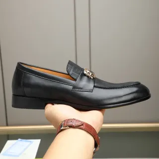 Fendi लोफर काला चमड़ा FF Monogram Horsebit Buckle लोफर