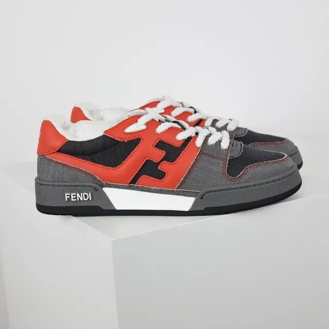 Fendi लाल ग्रे Oversized FF लोगो डेनिम-टेक्सचर्ड पैनल लाइफस्टाइल स्नीकर्स 3