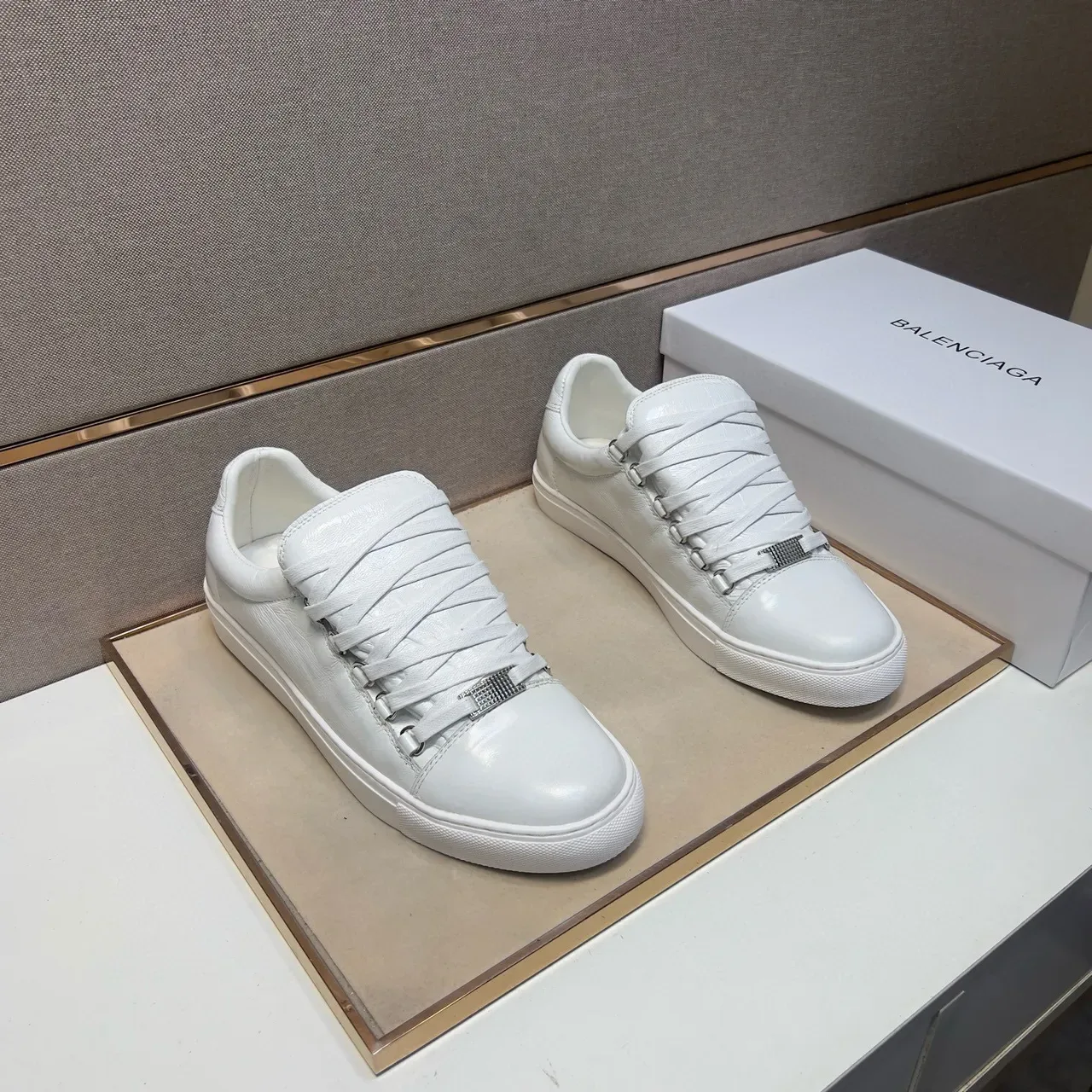 All-White Low-Top Crinkled Leather Sneaker 2