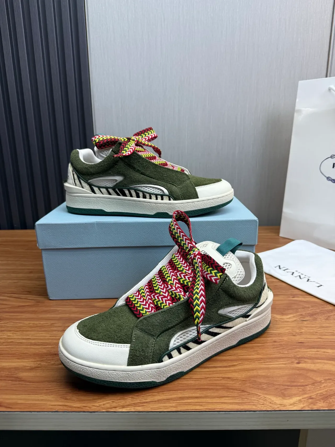 Army Green White Olive Suede Upper Leather Toe Cap Sneakers 3