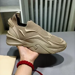 米色黑色针织网面一脚蹬运动鞋
