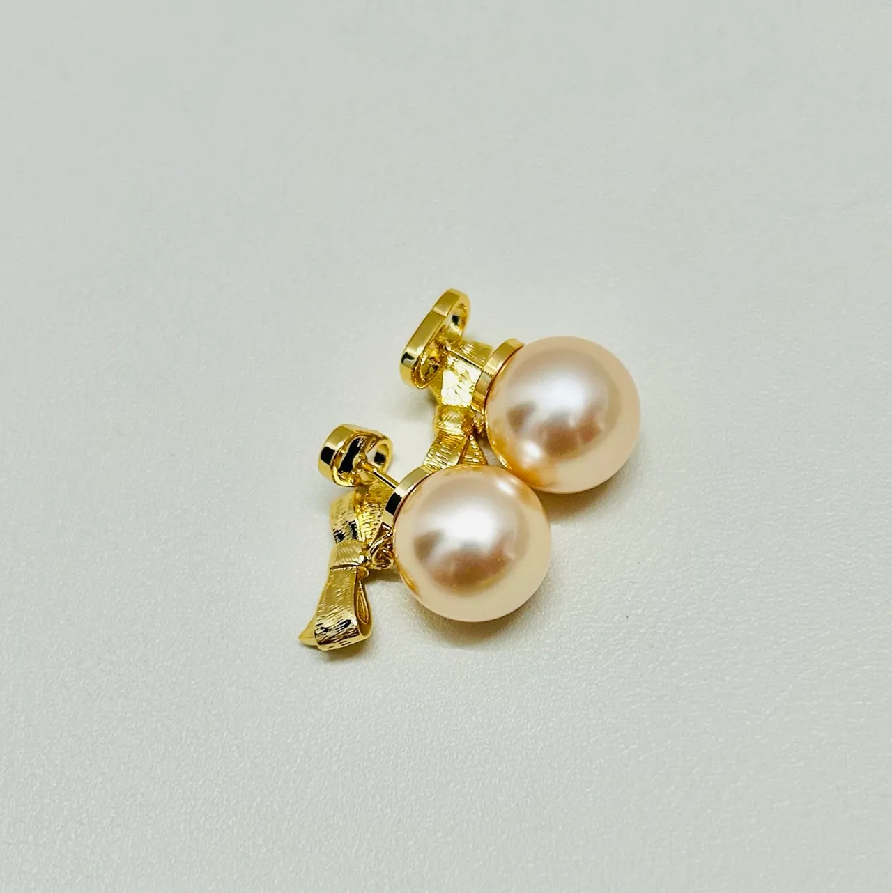 Beige Gold Pearl Stud Bow Accent Earrings 4
