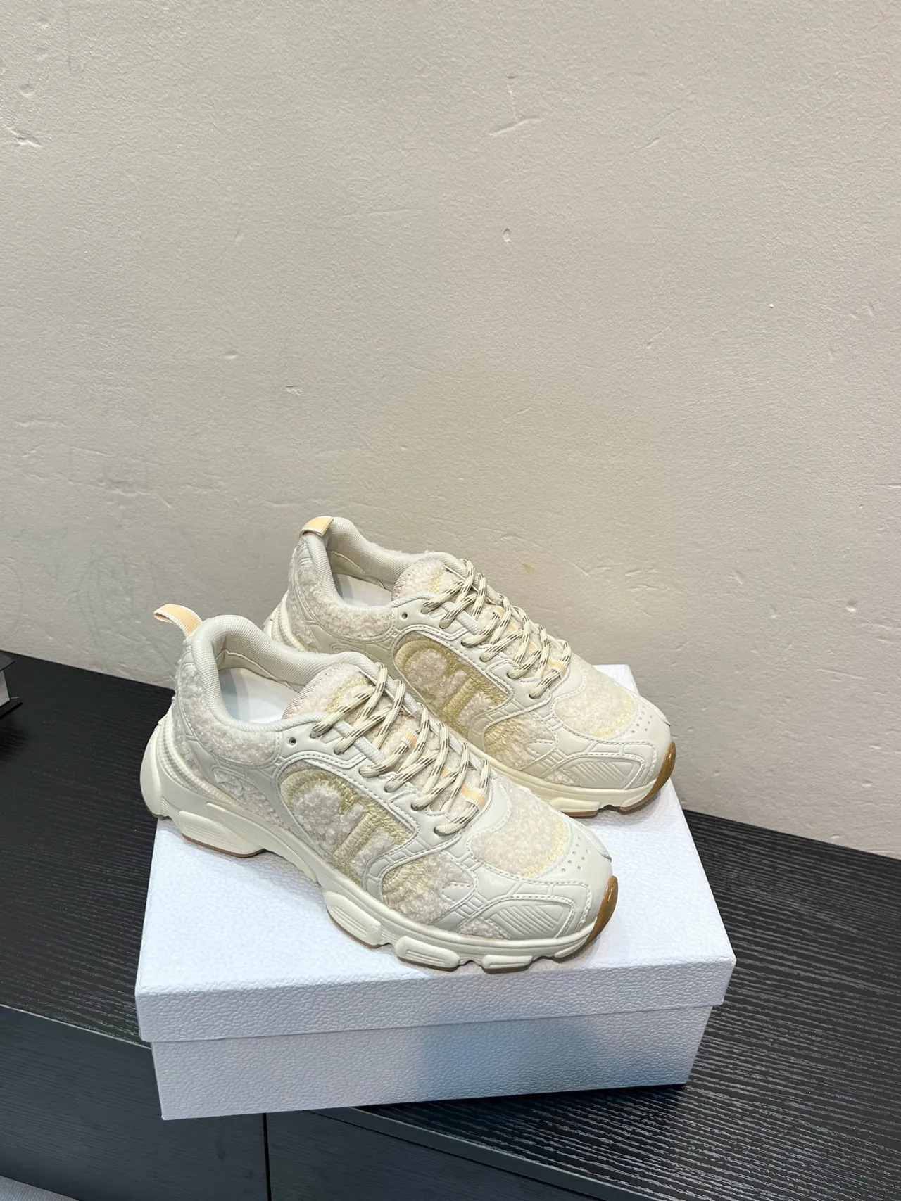 Beige White Oversized Sole Shearling-Textured Panels Chunky Sneakers 5