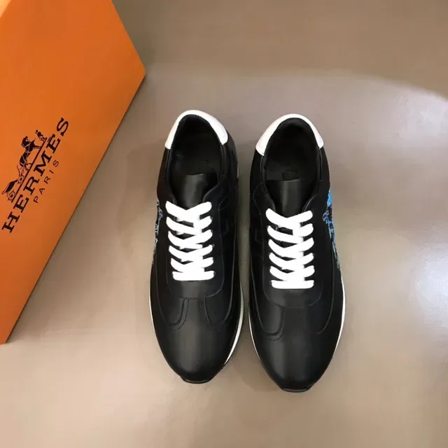 Black and Blue Graphic Print Low-Top Sneaker 9