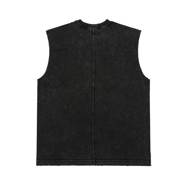 Top sans manches avec impression graphique distressed en noir et bordeaux 8