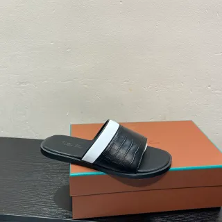 Black and White Croc-Embossed Strap Slipper