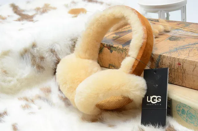 Black Brown Fur-Lined Mesh Interior Beanie 5
