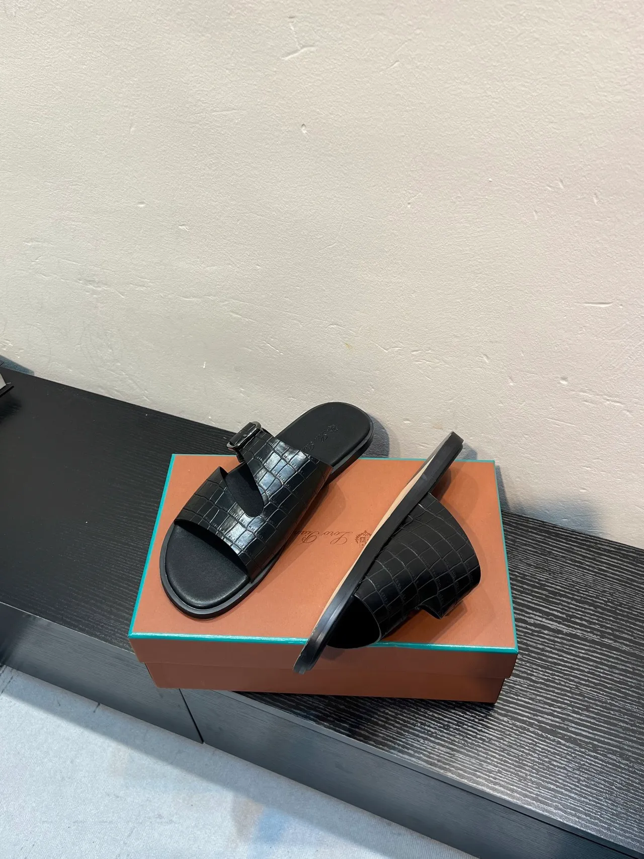 Black Crocodile-Embossed Double-Strap Buckle Slipper 4