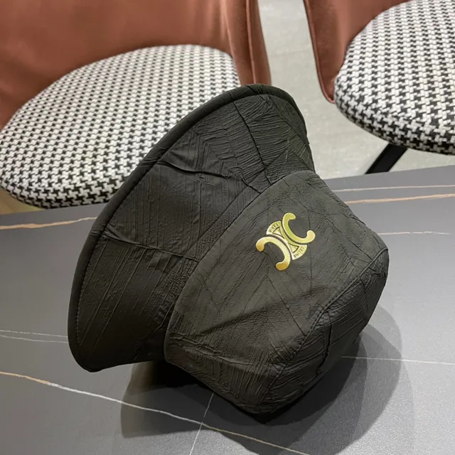 Chapéu de balde preto e dourado de tecido texturizado amassado com coroa estruturada 9