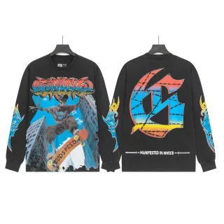 Camiseta negra oversize de manga larga con estampado gráfico