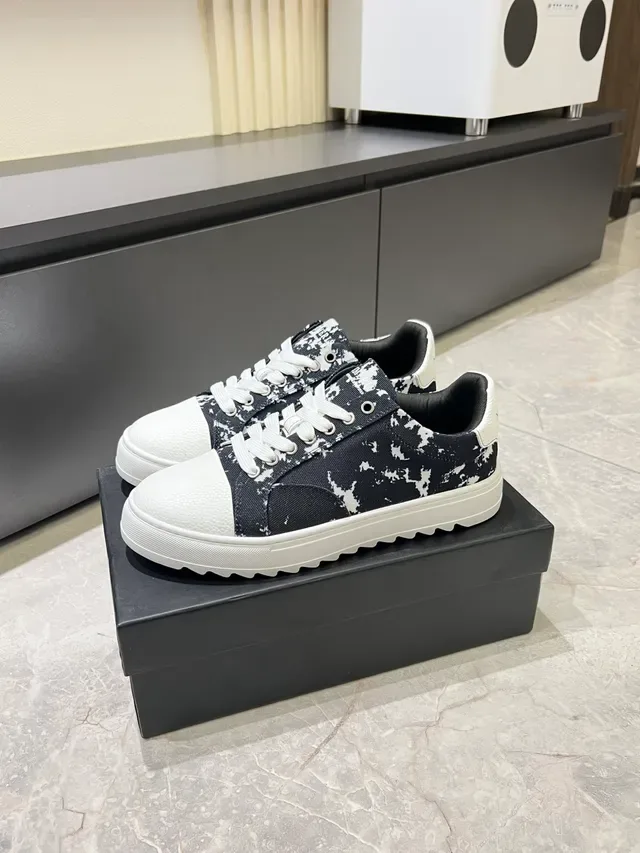 Black White Abstract-Print Canvas Upper Rubber Toe Cap Sneakers 5