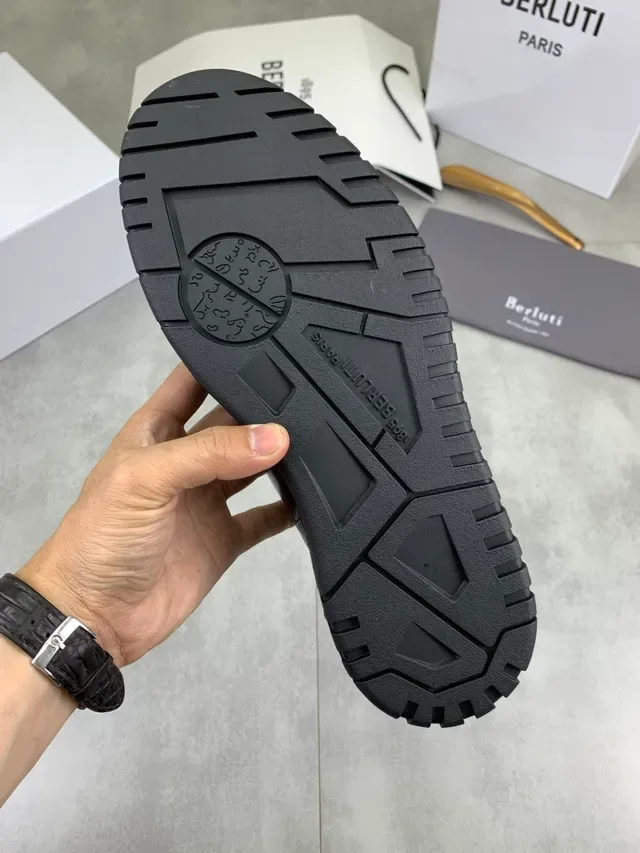 Black White Leather Upper Perforated Toe Cap Sneakers 3