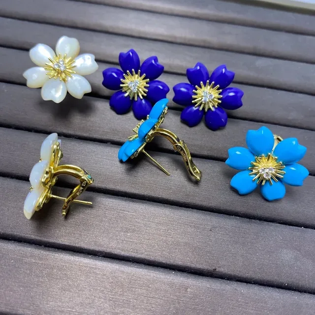 Blue Gold Flower-Shaped Stud Earrings 2