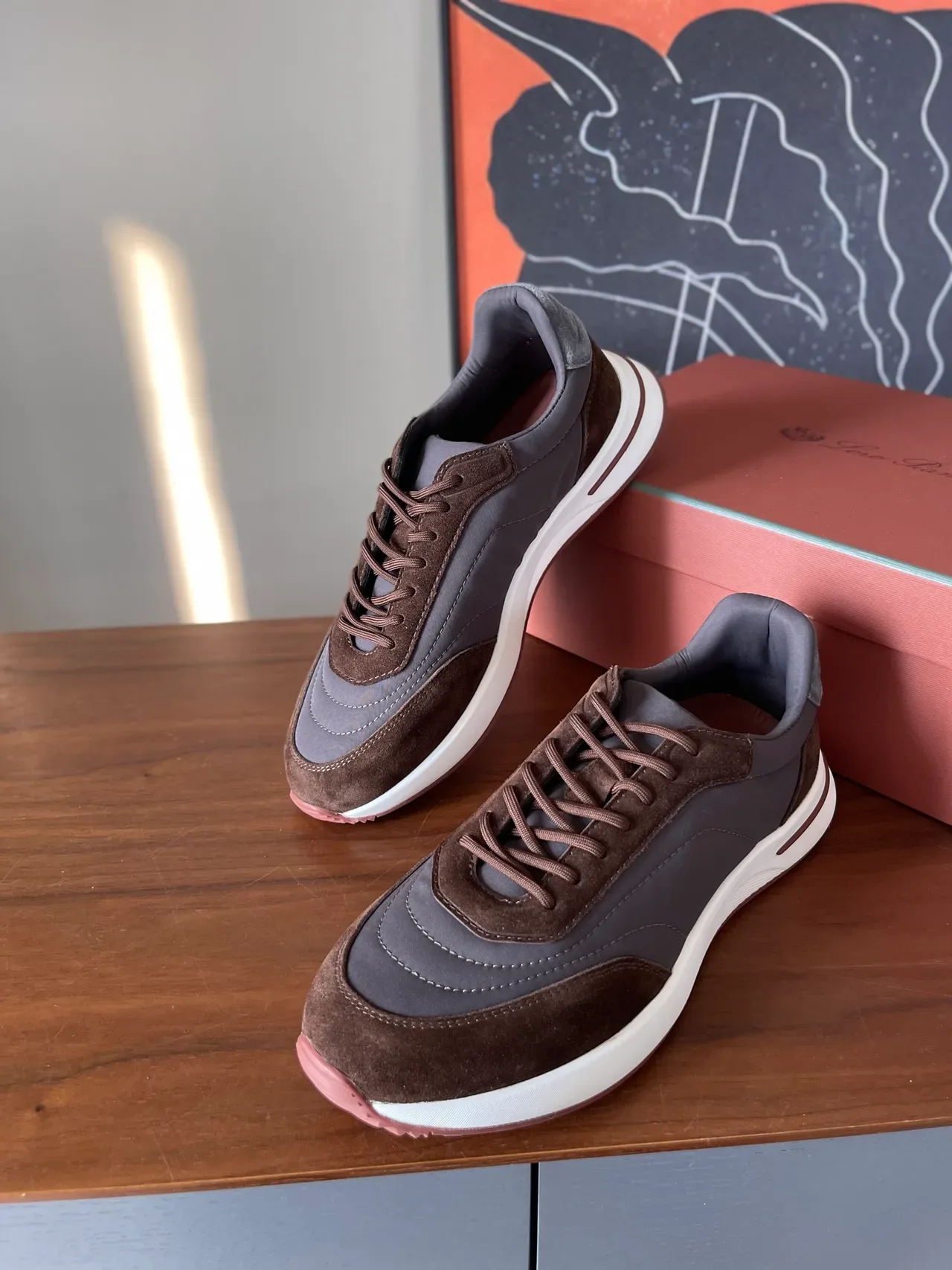 Sneakers híbridos suede-textile marrom e cinza 4