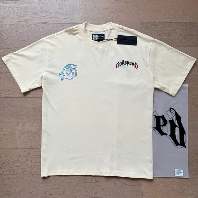 Cream Graphic-Print Crew-Neck Short-Sleeve T-Shirt 6