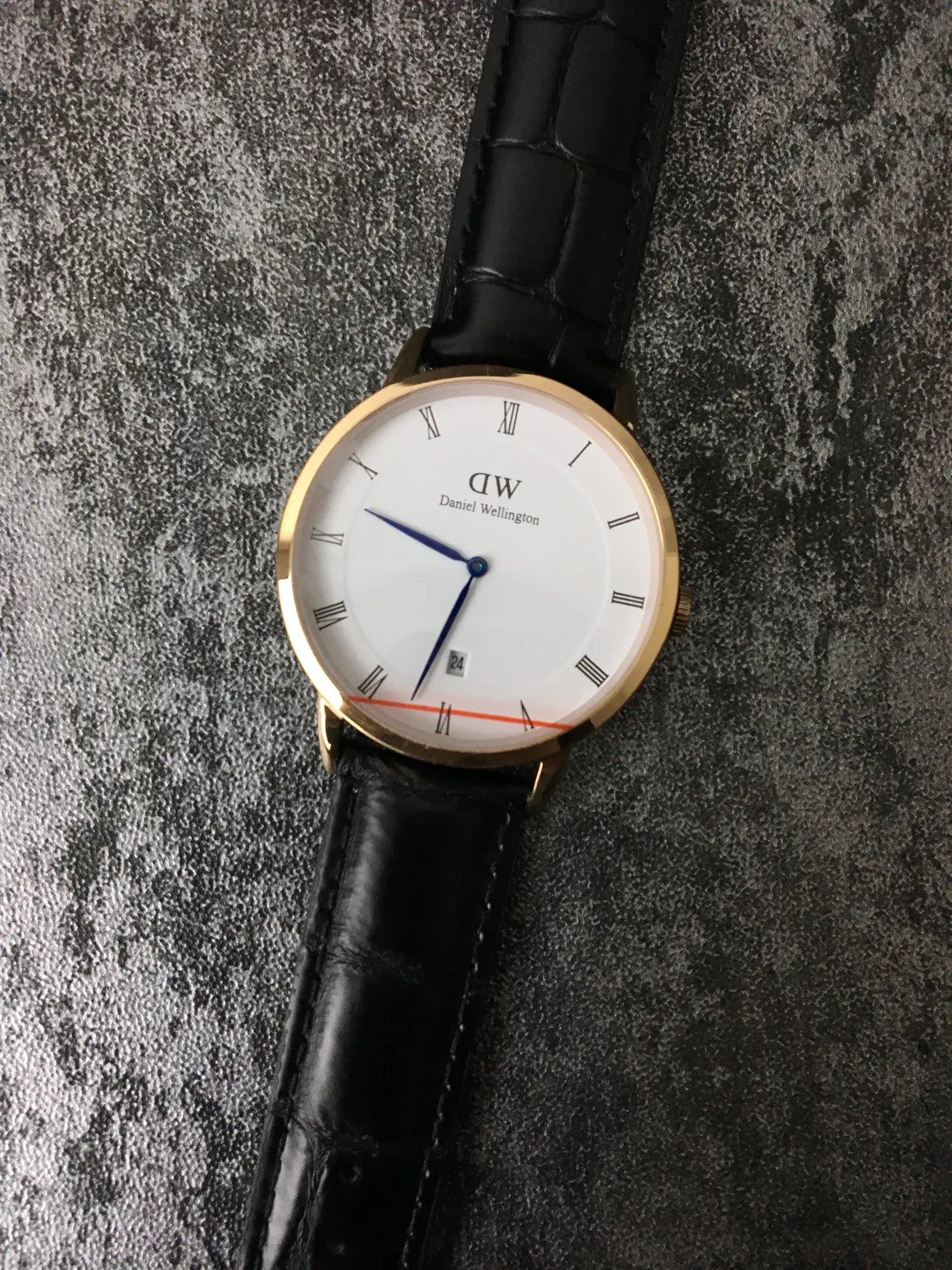 Daniel Wellington Black Gold Minimalist Case Quartz Watch 5