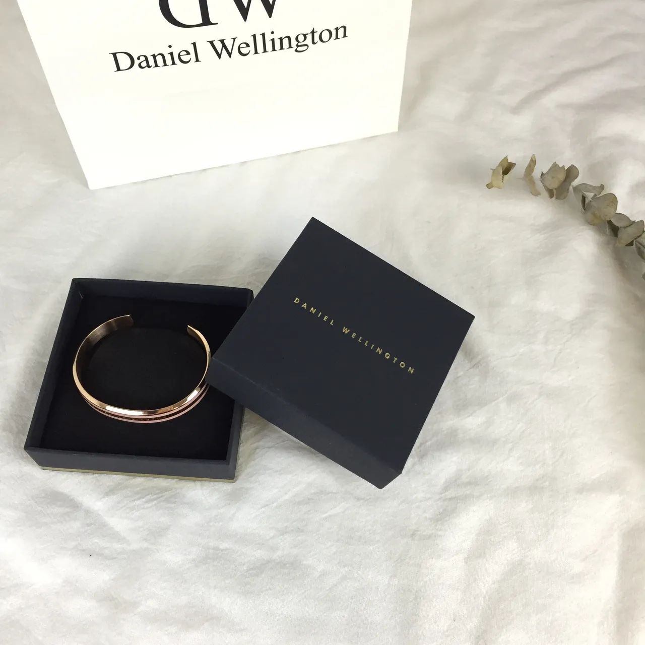 Daniel Wellington Classic Cuff Oro Rosa Rosa Negro Esmaltado Pulsera 4