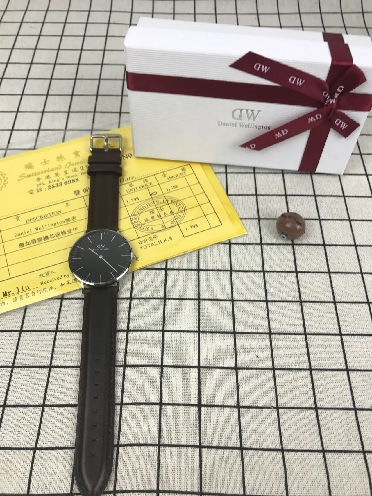 Daniel Wellington 经典极简黑色表盘棕色皮革表带石英手表 2