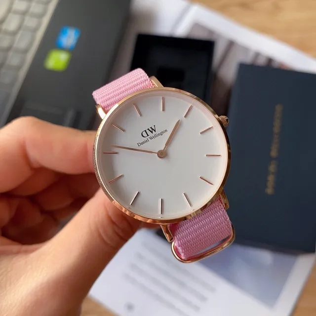 Daniel Wellington Classic Pink White Minimalist Dial Fabric NATO Strap Quartz Watch 3
