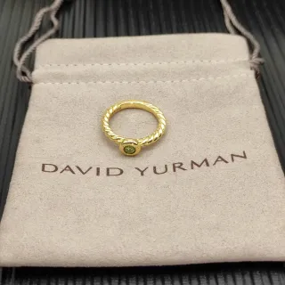 David Yurman Cable Classic एक पत्थर पेरिडोट आंगट्री
