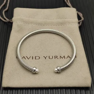 David Yurman Cable Classics سوارة الكابل الملفوفة باللؤلؤ والماس