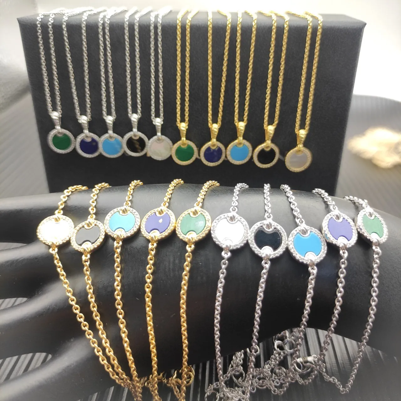 David Yurman Cable Collection اللؤلؤ الطبيعي والماس Pavé Diamond الديسك قلادة 2