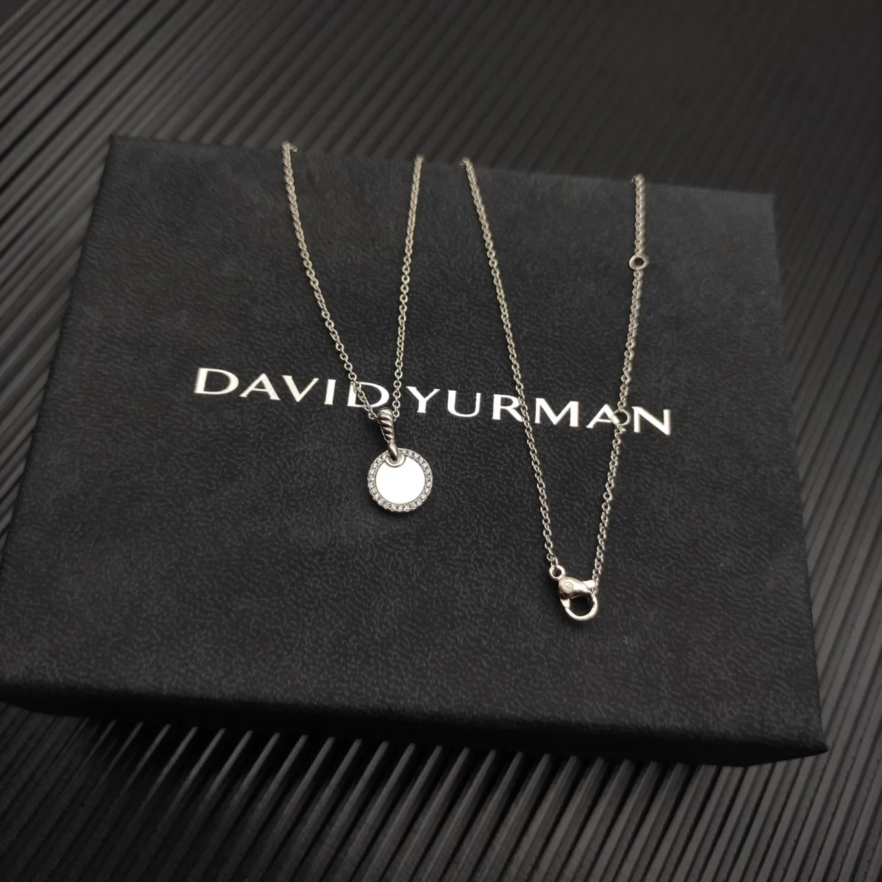 David Yurman Cable Collection اللؤلؤ الطبيعي والماس Pavé Diamond الديسك قلادة 6