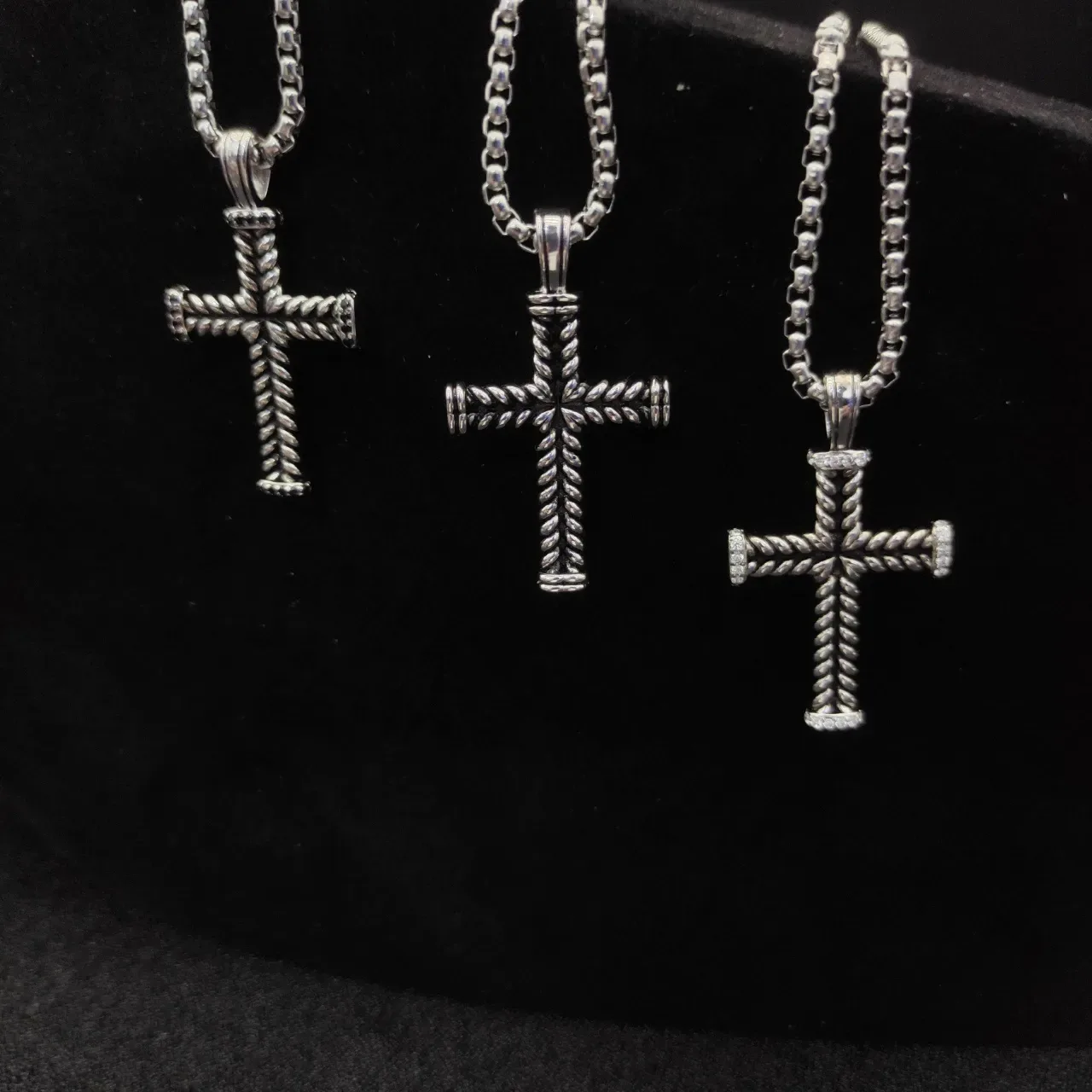 David Yurman Cable Cross Silver Twisted Texture Silhouette Necklace 4