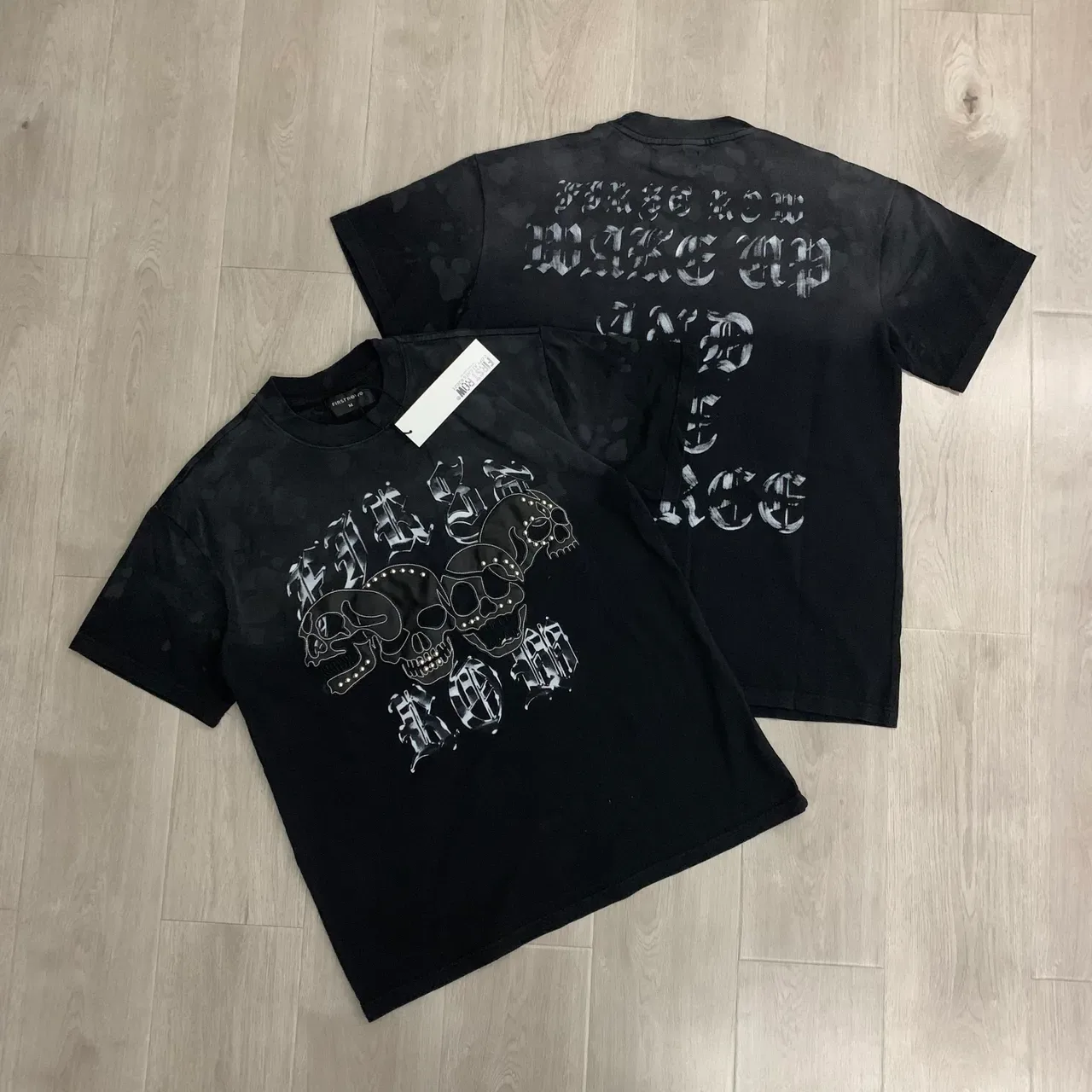 FIRST ROW Bleach-Wash Black Graphic Skull Print T-Shirt 4
