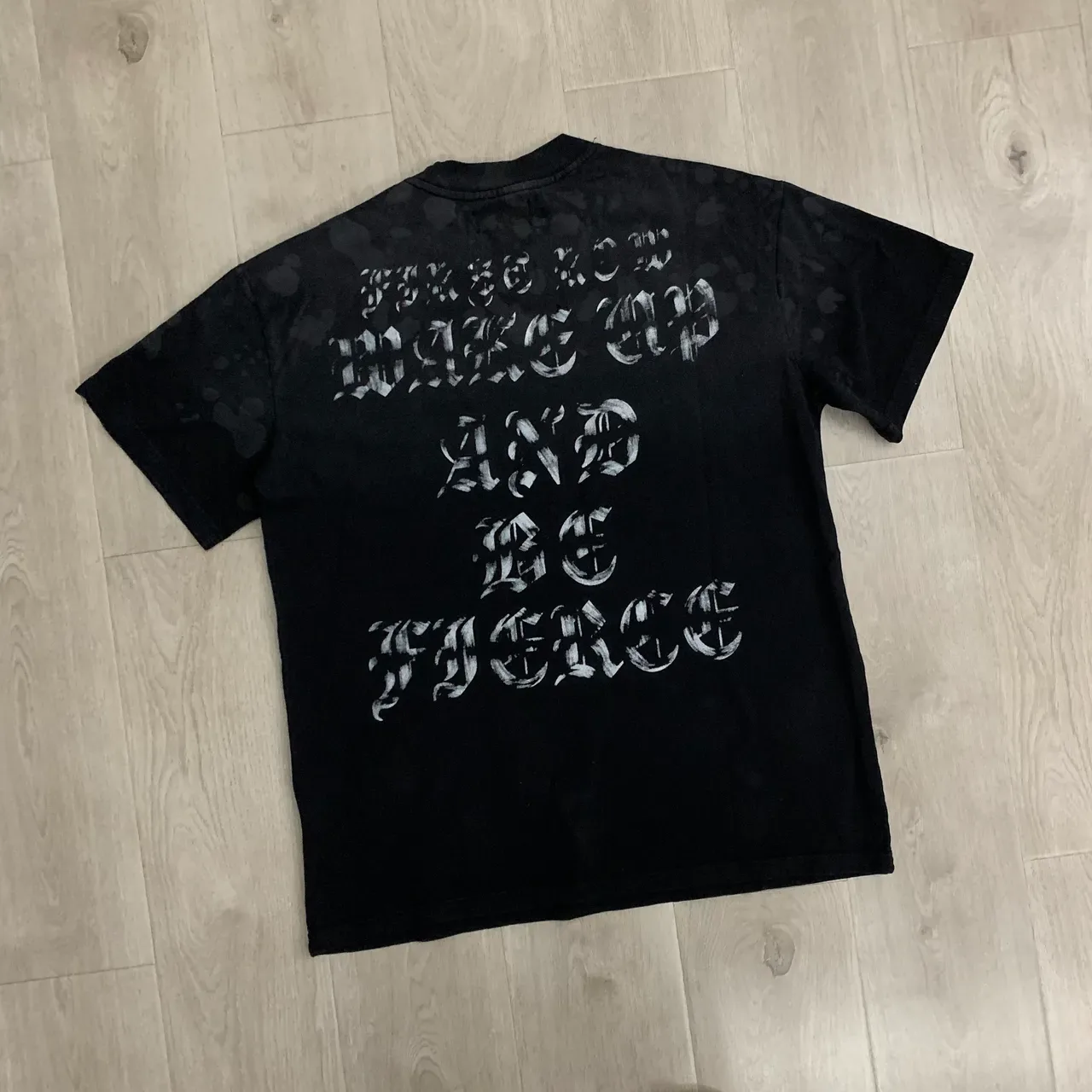 FIRST ROW Bleach-Wash Black Graphic Skull Print T-Shirt 6